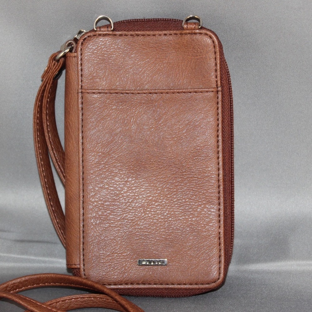 Relic Womens Crossbody‎ Cell Phone Wallet Cognac Faux Leather Wristlet Brown